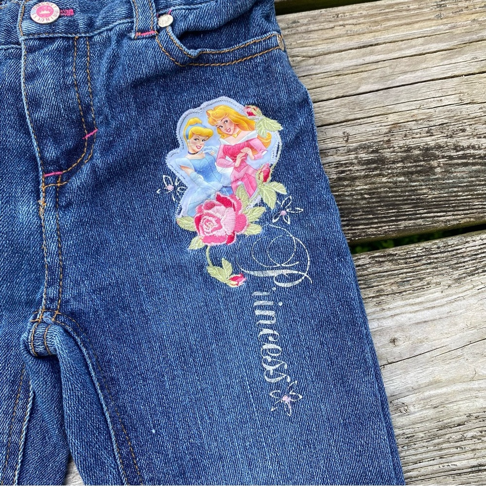 y2k Disney Princess Embroidered Flare Girls Toddler Jeans Size 4T/4 - Picture 2 of 6